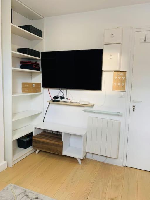 Studio Cosy Au Coeur De باريس المظهر الخارجي الصورة
