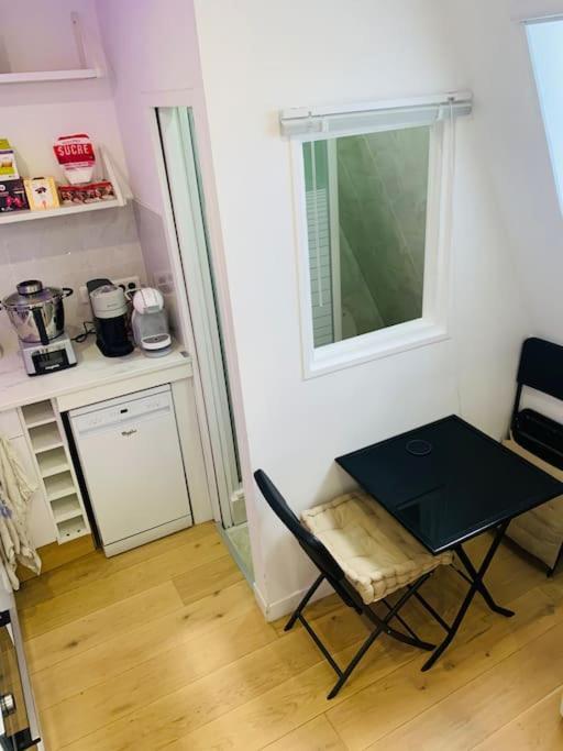 Studio Cosy Au Coeur De باريس المظهر الخارجي الصورة